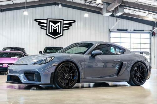 2023 Porsche 718 Cayman GT4
