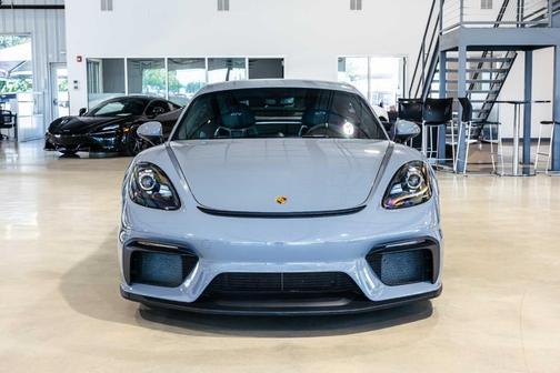 2023 Porsche 718 Cayman GT4