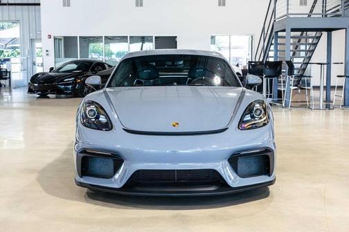 2023 Porsche 718 Cayman GT4
