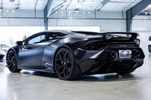 2023 Lamborghini Huracan Tecnica Base