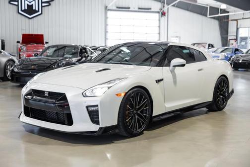2021 Nissan GT-R Premium