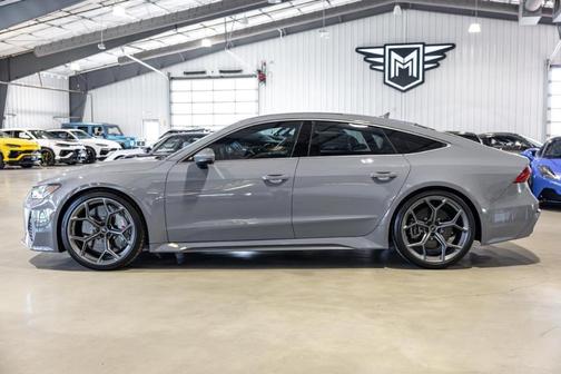 2025 Audi RS 7 4.0T quattro Performance