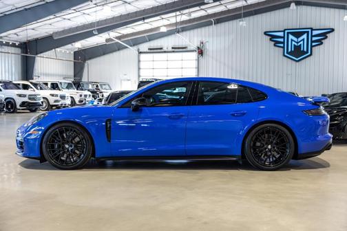 PAINT TO SAMPLE 2023 Porsche Panamera GTS