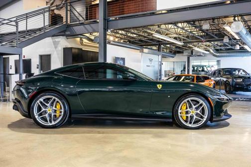 2022 Ferrari Roma Base