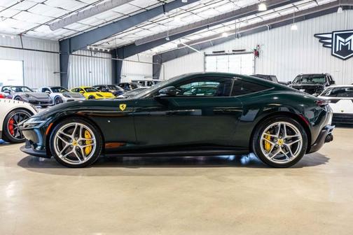 2022 Ferrari Roma Base