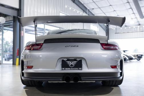 GT Silver Metallic 2016 Porsche 911 GT3