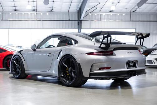 GT Silver Metallic 2016 Porsche 911 GT3