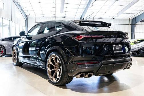 2024 Lamborghini Urus Performante
