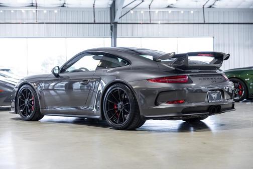 Agate Gray Metallic 2016 Porsche 911 GT3