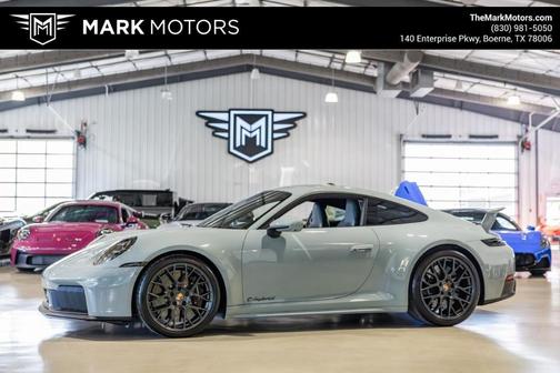 2025 Porsche 911 Carrera