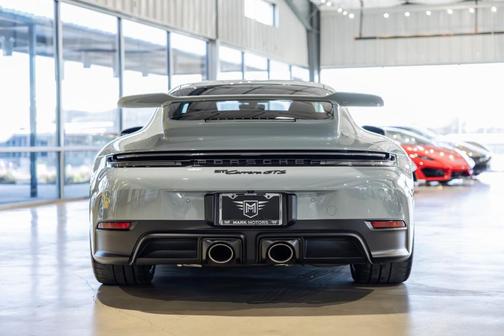 2025 Porsche 911 Carrera