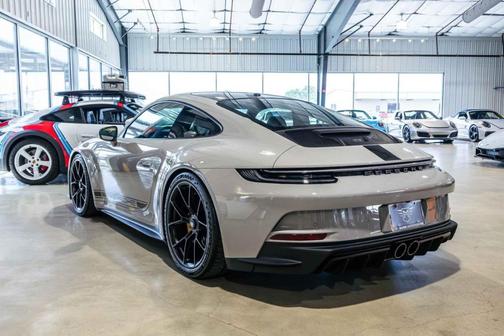 2022 Porsche 911 GT3 w/Touring Package