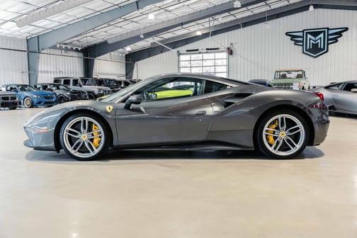 2016 Ferrari 488 GTB Base