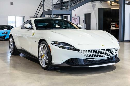 2023 Ferrari Roma Base