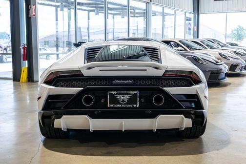 2021 Lamborghini Huracan EVO Base