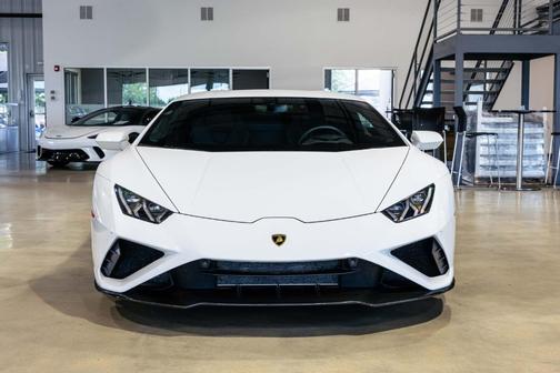2021 Lamborghini Huracan EVO Base