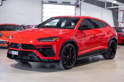 2022 Lamborghini Urus 