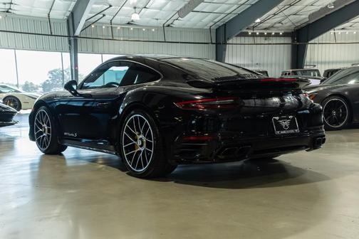 2017 Porsche 911 Turbo S