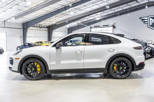 2022 Porsche Cayenne Turbo GT