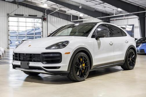 2022 Porsche Cayenne Turbo GT