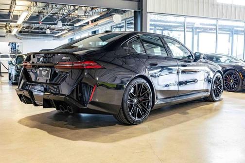 2025 BMW M5 Base
