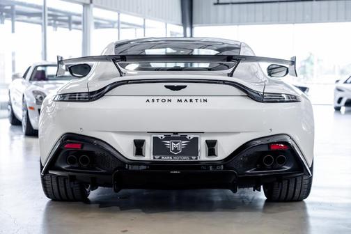 Lunar White 2023 Aston Martin Vantage F1 Edition