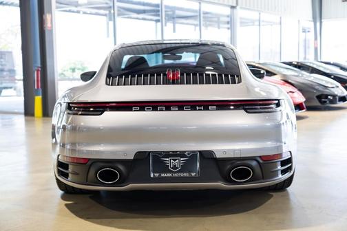 2020 Porsche 911 Carrera 4S