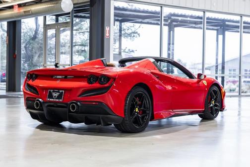 2021 Ferrari F8 Spider Base