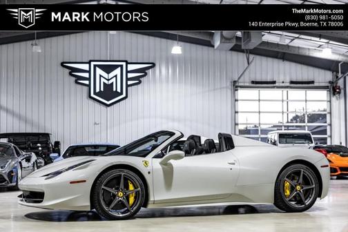 2015 Ferrari 458 Spider Base