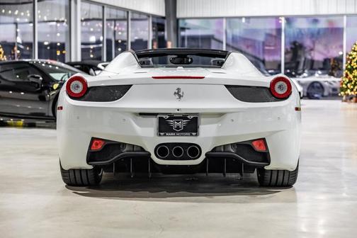 2015 Ferrari 458 Spider Base