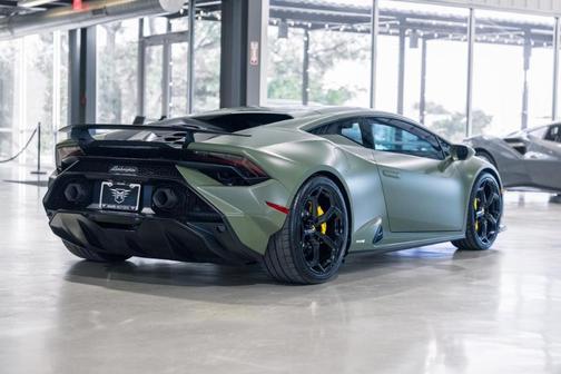 2023 Lamborghini Huracan Tecnica Base