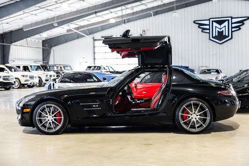 Obsidian Black Metallic 2012 Mercedes-Benz SLS AMG Base