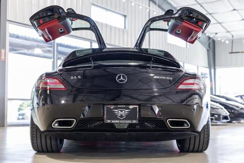 2012 Mercedes-Benz SLS AMG Base