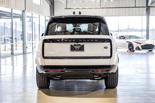 2023 Land Rover Range Rover P530 SE