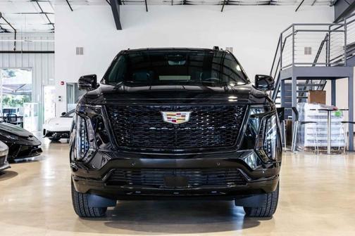 2025 Cadillac Escalade ESV Sport