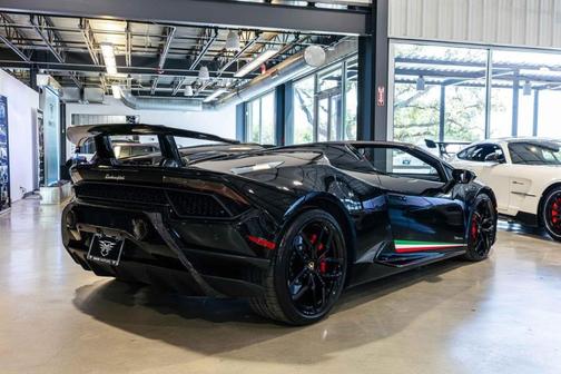 2019 Lamborghini Huracan Performante