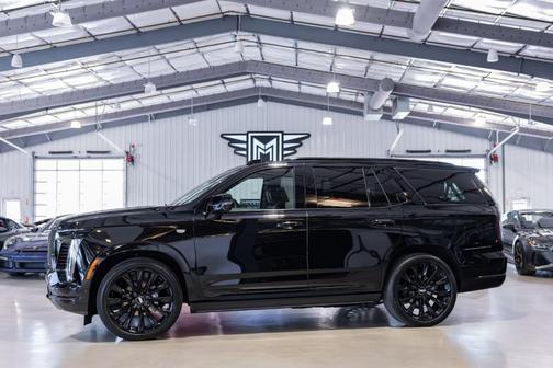 2025 Cadillac Escalade Sport Platinum