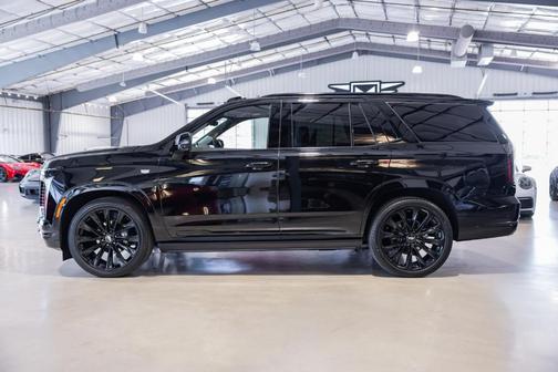 2025 Cadillac Escalade Sport Platinum