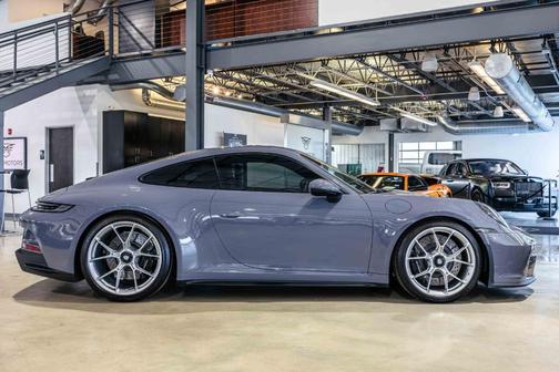 2022 Porsche 911 GT3 w/Touring Package