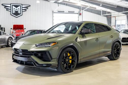 Verde Turbine 2023 Lamborghini Urus Performante