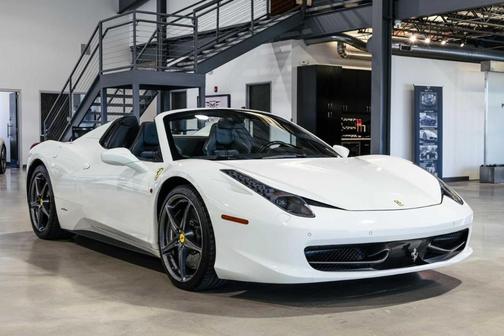 2013 Ferrari 458 Spider Base