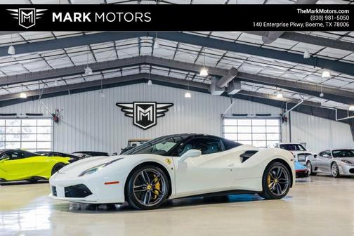 2016 Ferrari 488 GTB Base