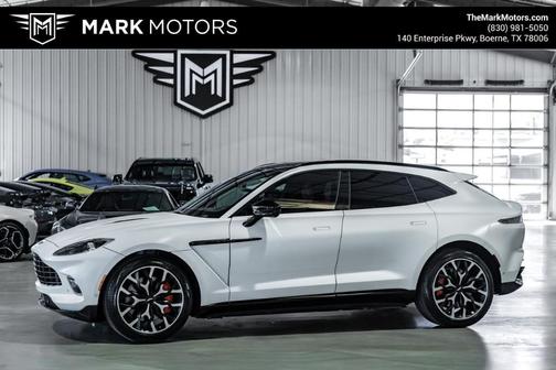 2022 Aston Martin DBX Base