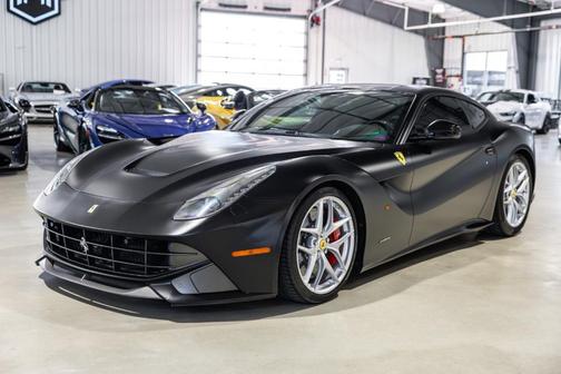 Nero 2014 Ferrari F12berlinetta Base