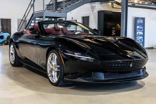 2025 Ferrari Roma Spider Base
