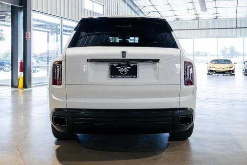 2020 Rolls-Royce Cullinan Base