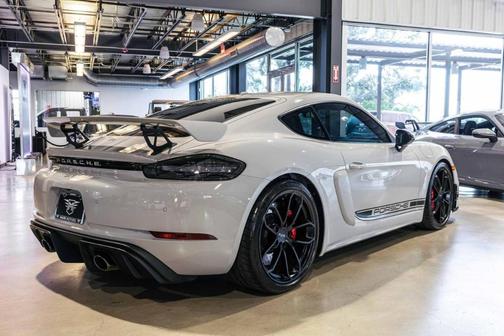2021 Porsche 718 Cayman GT4