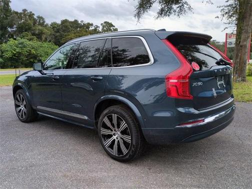 2025 Volvo XC90 Plug-In Hybrid T8 Plus 7-Seater