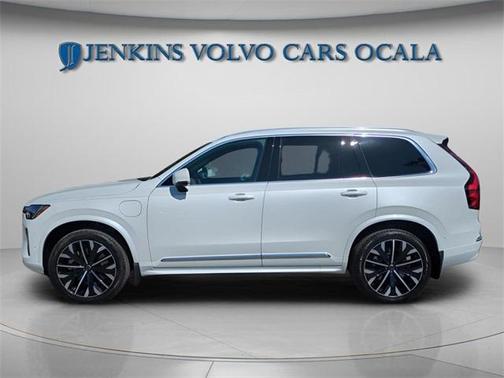 2026 Volvo XC90 Plug-In Hybrid T8 Plus 7-Seater
