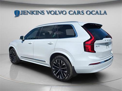 2026 Volvo XC90 Plug-In Hybrid T8 Plus 7-Seater